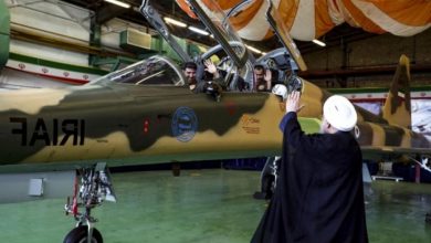 ثلاثة قتلى بتحطم طائرة حربية إيرانية في تبريز (فيديو)