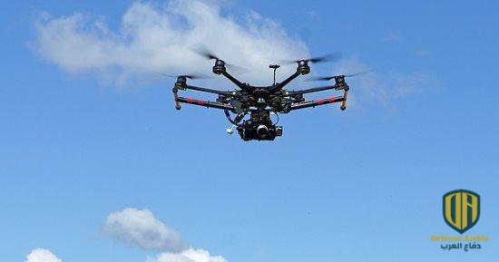 فيديو: “درون هانتر” تنقض على “الدرونات” الخطرة