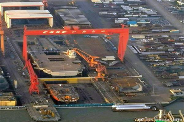 خبراء: حاملة الطائرات الصينية الجديدة قد تتفوق على نظيرتها الأمريكية