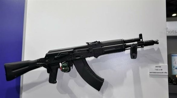 روسيا والهند توقعان عقدا لإنتاج بنادق “إيه كيه – 203” بقيمة 700 مليون دولار