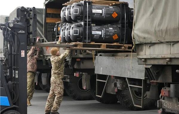 الولايات المتحدة تقر حزمة مساعدات جديدة لأوكرانيا بقيمة 400 مليون دولار.. فماذا تضمنت؟