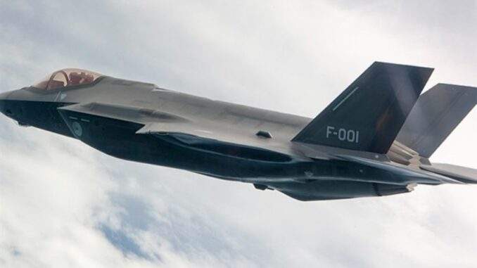 واشنطن تعلن عن تعزيز تواجدها في منطقة الخليج.. هل تنجح طائرات “إف-35” في التصدي للتهديدات؟