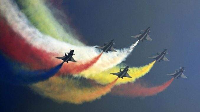 الصين ترسل قوة جوية إلى مصر.. رسائل استراتيجية وعرض غير مسبوق