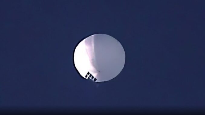 هذه هي الأسباب التي دفعت بالجيش الأميركي إلى التراجع عن إسقاط المنطاد الصيني