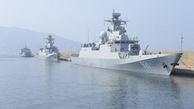 بالفيديو.. رئيس أركان الجيش الوطني في الجزائر يشرف على تنفيذ تمرين تكتيكي مركب “الردع 2022”