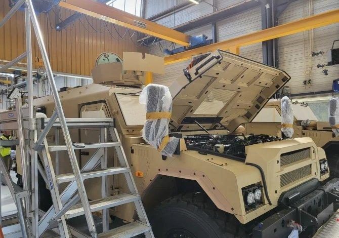 المغرب يتسلّم أول طلبية من شاحنات “شيربا” المصفحة (صور)