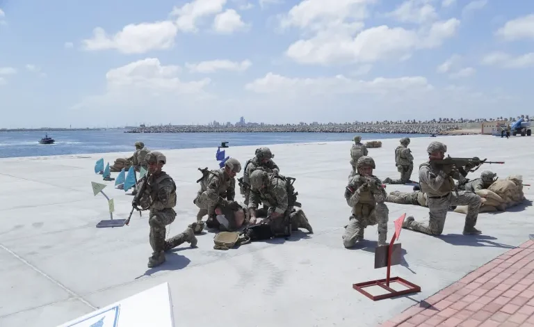القوات البحرية المصرية والأمريكية تنفذان تدريب تبادل الخبرات SOF-10 بنطاق الأسطول الشمالي