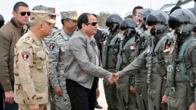 “أكسيوس” نقلا عن مسؤولين إسرائيليين: تل ابيب تشجع الإدارة الأمريكية على الموافقة على صفقة أسلحة كبيرة مع مصر