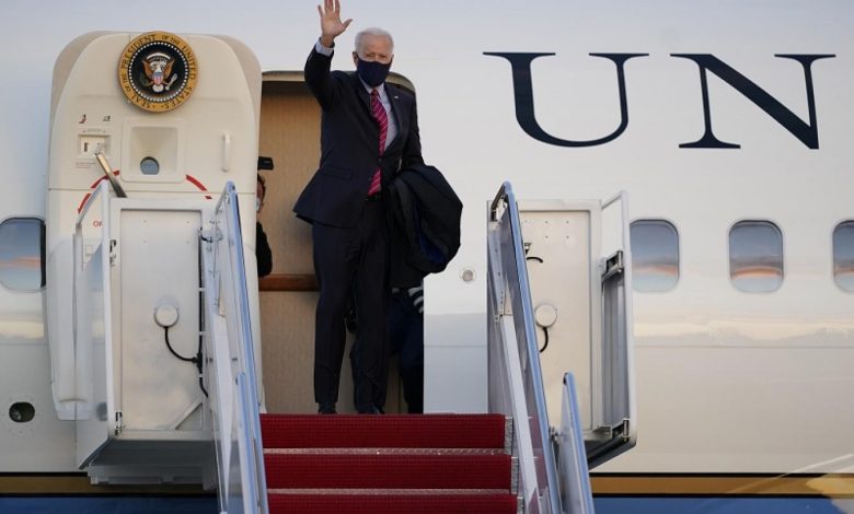 اختراق أمني.. عملية تسلل إلى قاعدة عسكرية أمريكية تتمركز فيها طائرة بايدن