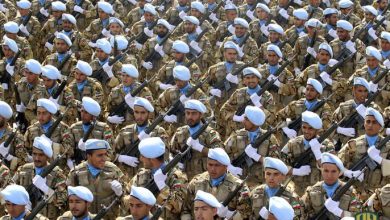 إيران تزيح الستار عن صاروخ مضاد للدروع جديد