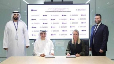 “موانئ أبوظبي” و”ساب الإمارات” توقعان اتفاقية لوضع معايير جديدة في عمليات الموانئ