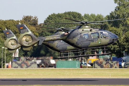 القوات الجوية الإسبانية تتسلّم أولى مروحيات “إتش-135” من “إيرباص”