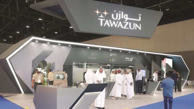 منصة مجمع توازن الصناعي بمعرض “آيسنار” تعرض الإمكانات المتقدمة لمركز أبوظبي لفحص الأسلحة والذخائر