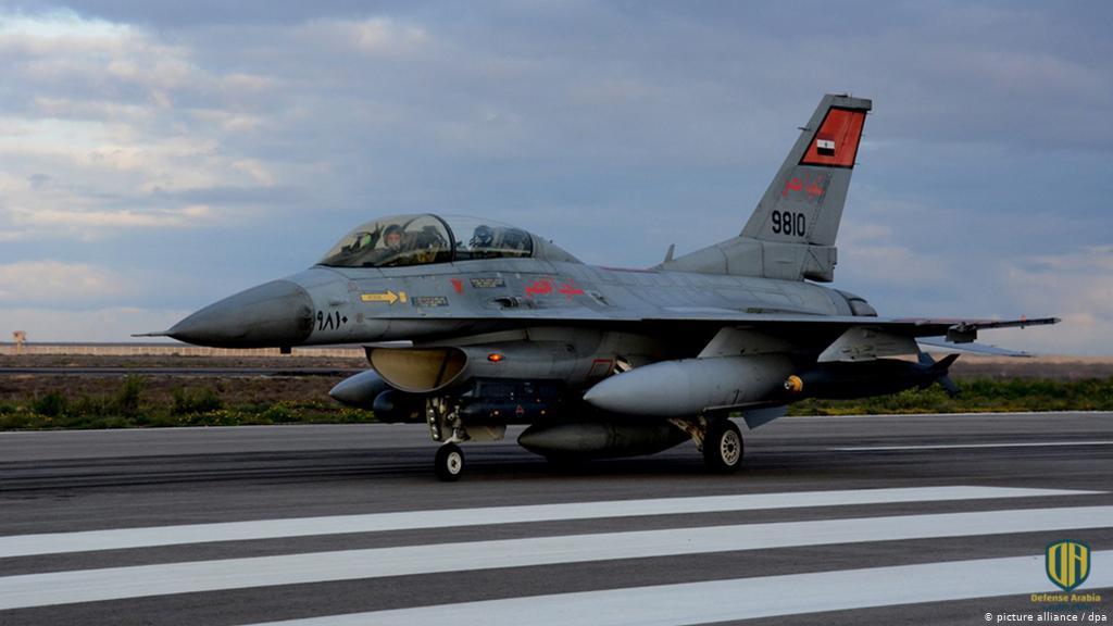 مقاتلة تابعة للقوات الجوية المصرية من طراز "F-16"