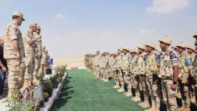 الجيش المصري ينفذ مناورات مفاجئة بالذخيرة الحية