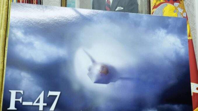 رئيس أركان القوات الجوية الأمريكية: كيف ستتفوق الطائرة الجديدة “إف-47” على “إف-22”