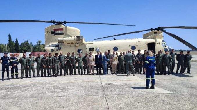 القوات المسلحة المصرية تشارك في إخماد الحرائق التي اندلعت في اليونان