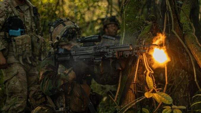 صراع القوى الكبرى يتصاعد في المحيط الهادئ.. إلى ماذا يخطط الغرب للصين؟