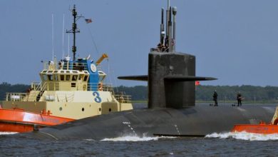 ماذا تفعل غواصة “ويست فرجينيا” النووية في بحر العرب؟ مسؤول عسكري أمريكي يجيب