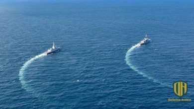 القوات البحرية المصرية والفرنسية تنفذان تدريبا بحريا عابرا بنطاق الإسطول الشمالي