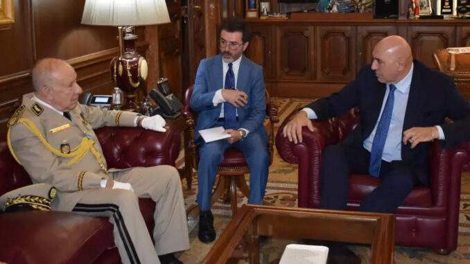 الفريق أول شنقريحة يستعرض التعاون الثنائي مع وزير الدفاع الإيطالي