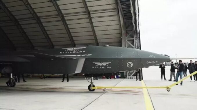 تجربة ناجحة جديدة لأول مقاتلة مسيّرة تركية تم تطويرها محلياً