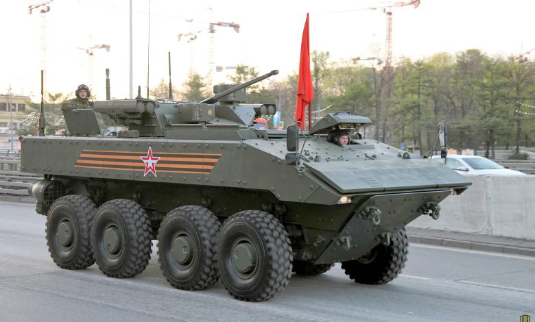 الكشف عن مدرعة روسية يمكن التحكم بها من خلال هاتف محمول