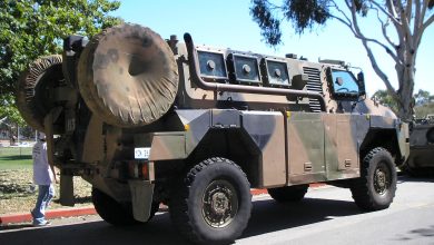 أهم مزايا مدرعات “بوشماستر” التي أرسلتها أستراليا الى أوكرانيا