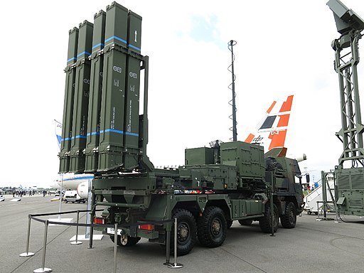 السفير الأوكراني لدى ألمانيا يعلن موعد تسليم كييف أنظمة الدفاع الجوي “إيريس – تي”