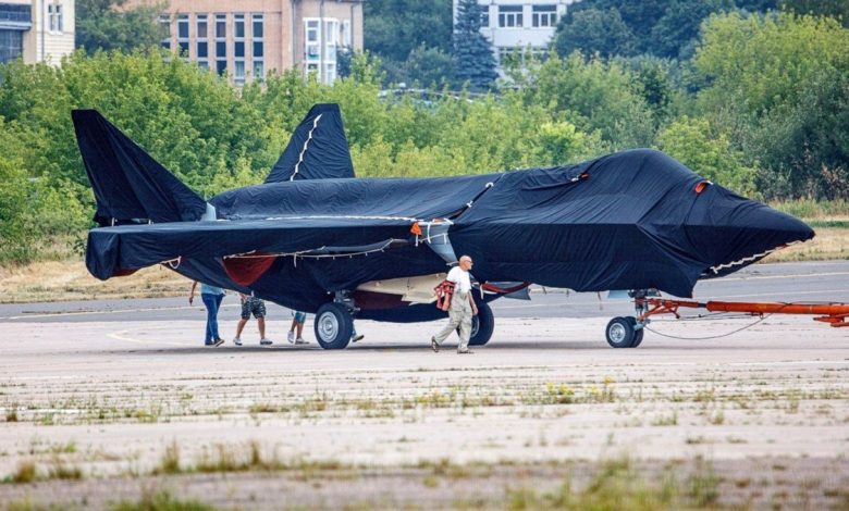 شركة “سوخوي” تحصل على براءة اختراع لطائرة “تشيك ميت” ذات المحرك الواحد