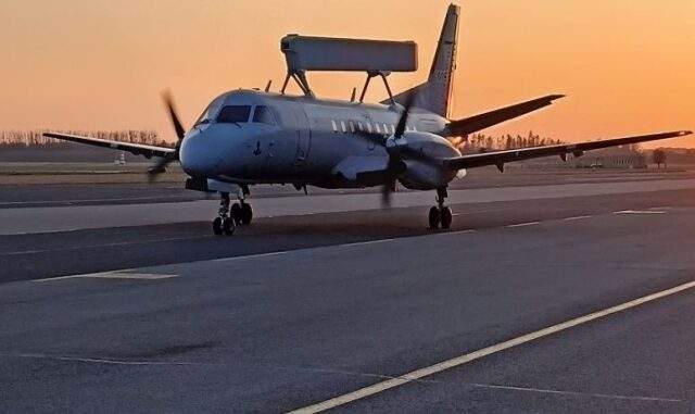 بعد استخدامها من قبل الإمارات.. وصول أول طائرة إنذار مبكر لبولندا