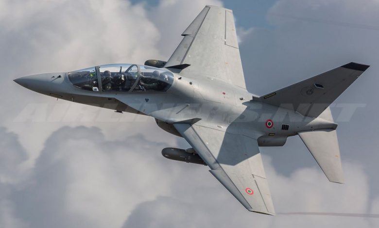 إسرائيل واليونان توقعان صفقة دفاعية كبيرة