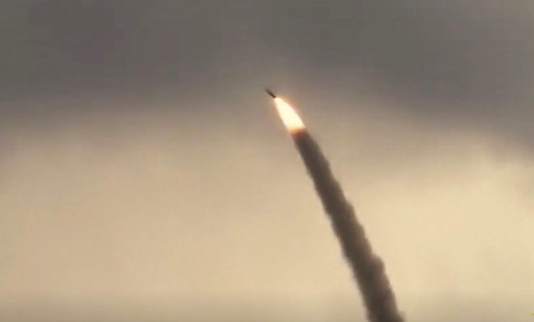 روسيا تختبر نظام إنذار الضربات الصاروخية