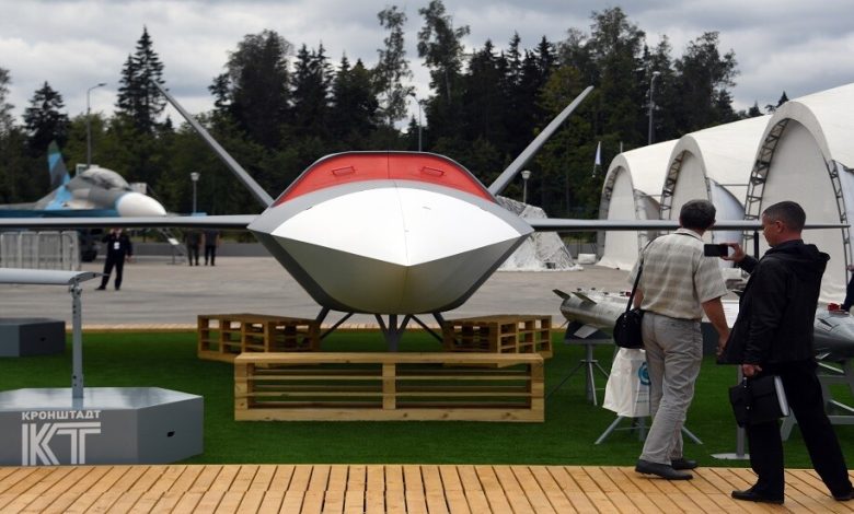 قائد درون “غروم” الواعد يكتسب القدرة على قيادة سرب يضم 10 درونات أخرى