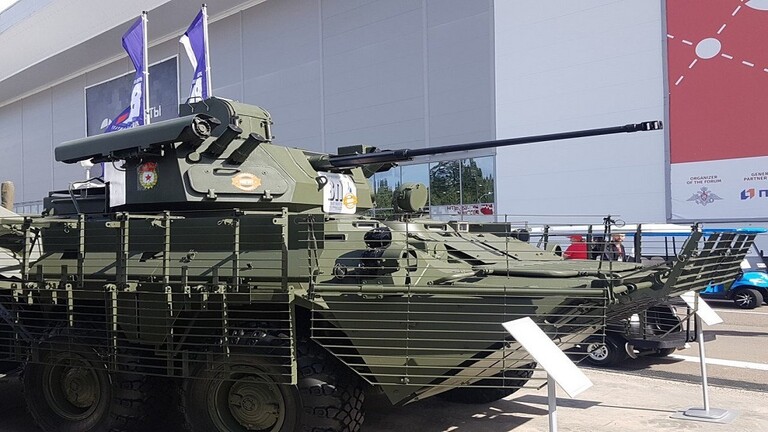 روسيا تكشف عن “روبوت” عسكري جديد متحكم به عن بعد