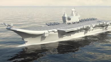 مدمرة وحاملة طائرات إلى الجيش الهندي خلال هذا العام