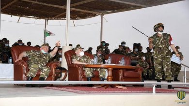 بعنوان “الحسم 2021”.. الجيش الجزائري يجري مناورة بالذخيرة الحية