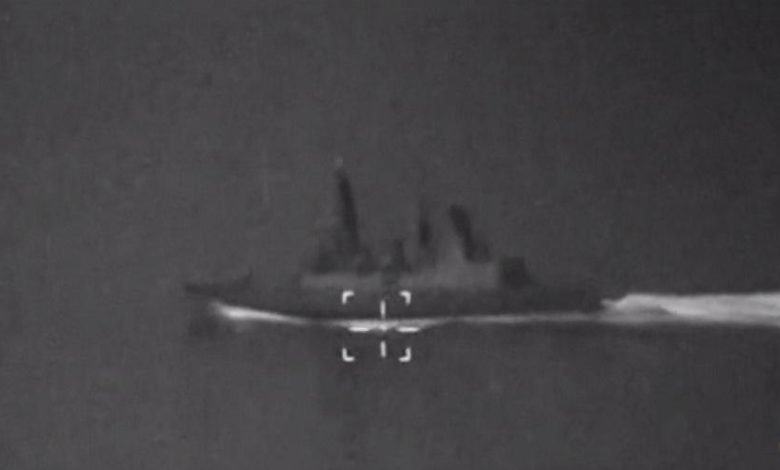 بالفيديو: حادث المدمرة البريطانية الحدودي قبالة ساحل شبه جزيرة القرم