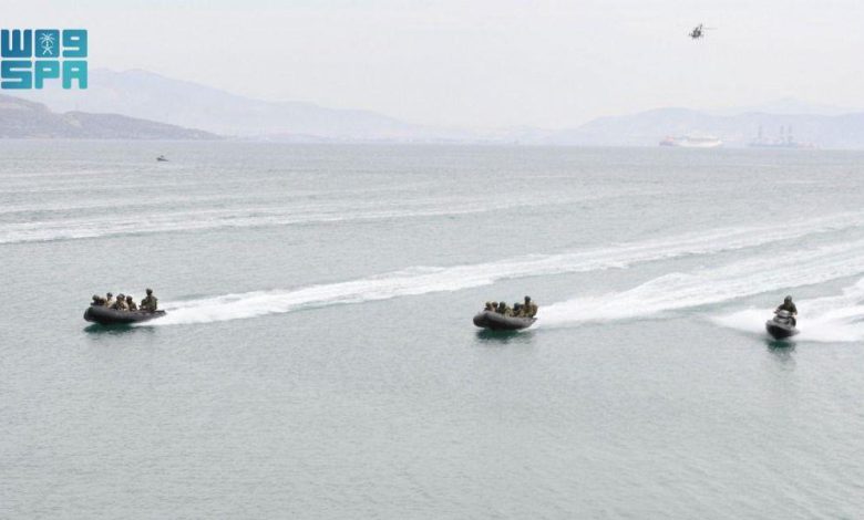 بالصور.. اختتام مناورات التمرين الرباعي للعمليات الخاصة بمشاركة القوات البرية الملكية السعودية