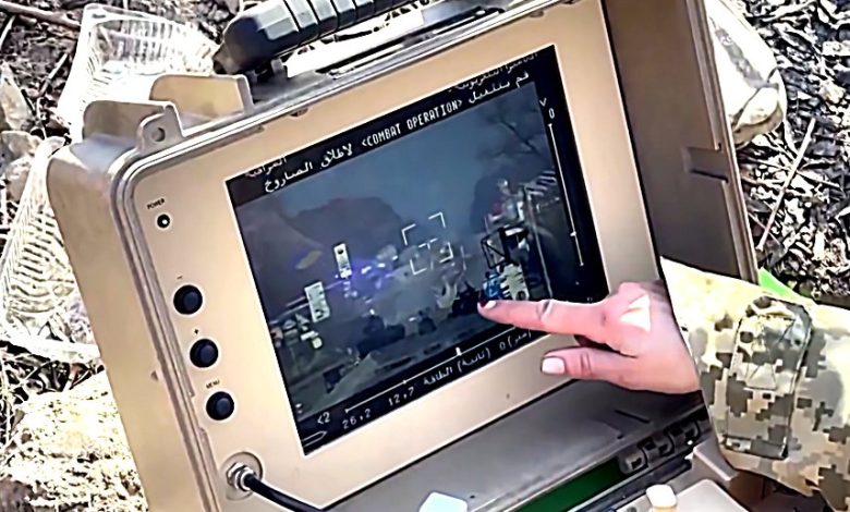 سبب ظهور الإشارات والعبارات باللغة العربية على الـ “جافلن الأوكراني” (فيديو)