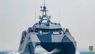 إيران تكشف عن 3 سفن حربية جديدة (صور)