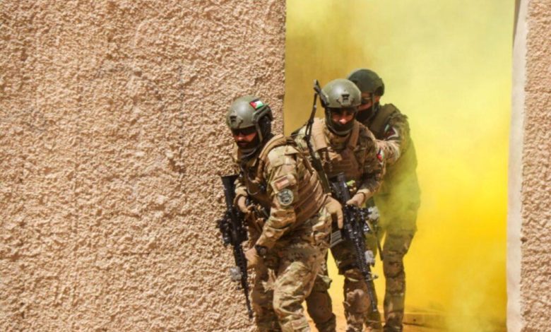 الأردن.. التدخل السريع ينفذ تمريناً تعبوياً بعنوان عزم الرجال