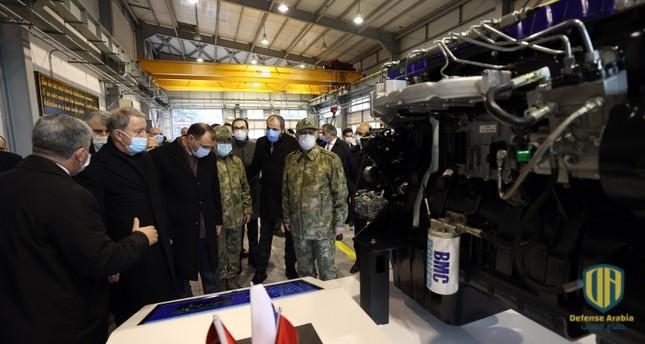 بحضور وزير الدفاع.. الجيش التركي يتسلم 3 من مدافع “العاصفة” محلية الصنع