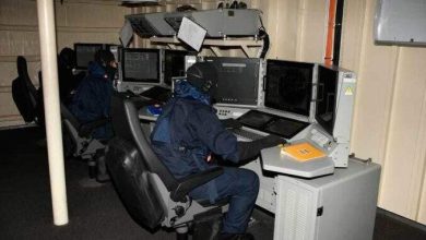 بالصور.. الجيش الجزائري يجري مناورات بحرية شملت إطلاق صواريخ من السفن