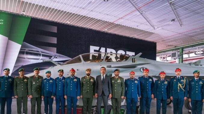 الإمارات تتسلم الدفعة الأولى من مقاتلات “رافال” الفرنسية المتطورة