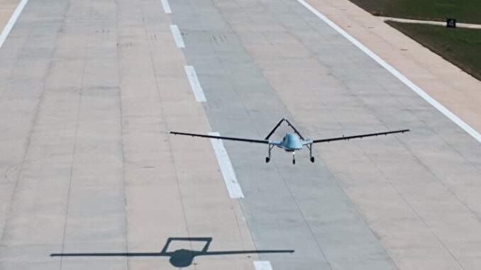 مسيرة “بيراقدر تي بي 3” تختبر بنجاح نظام ASELFLIR-500 الكهروبصري