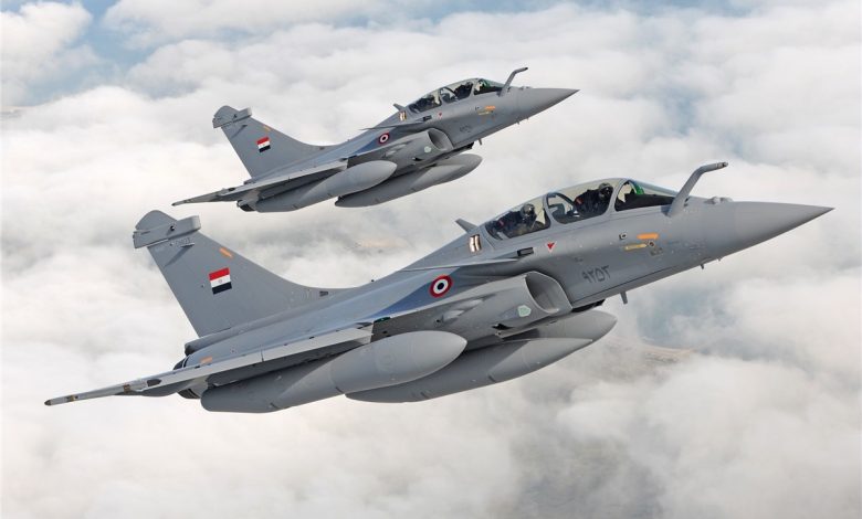 بدأ تنفيذ عقد استحواذ مصر على 30 طائرة رافال إضافية لتجهيز قواتها الجوية