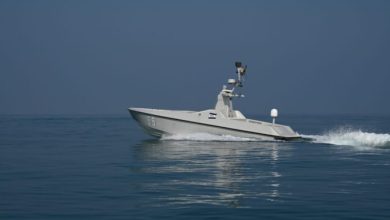 البحرية الأمريكية والإماراتية تنفذان تمرينًا ثنائيًا للذكاء الاصطناعي والأنظمة غير مأهولة