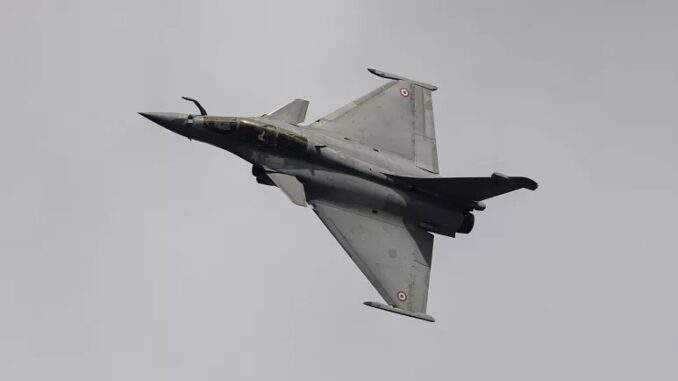 مقاتلة “رافال” تدفع بصادرات الأسلحة الفرنسية الى أرقام قياسية في عام 2022