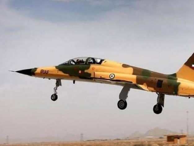 بالفيديو: مقاتلة “ميغ- 29” إيرانية تدمر صاروخا أطلقته مقاتلة “إف-5”